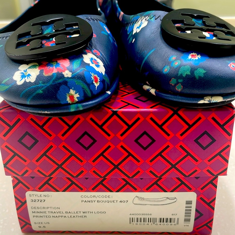 Tory Burch Minnie travel ballet pansy bouquet printed Napa leather size 9.5